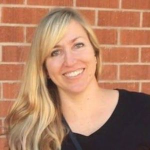 Meet your Posher, Hilary